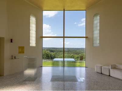 Neuhaus in der Wart (B);
Kirche Neuhaus in der Wart;
Bauherr_in: Pfarre Neuhaus in der Wart, Diözese Eisenstandt Bauamt;
Architektur: Doris Dockner Interior Architecture & Artworks, Graz /
Tritthart+Herbst Architekten, Graz – © Tom Lamm Neuhaus in der Wart (B);
Kirche Neuhaus in der Wart;
Bauherr_in: Pfarre Neuhaus in der Wart, Diözese Eisenstandt Bauamt;
Architektur: Doris Dockner Interior Architecture & Artworks, Graz /
Tritthart+Herbst Architekten, Graz