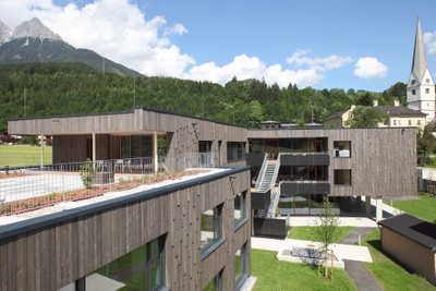 Pfarrwerfen (S);
Seniorenwohnhaus Sankt Cyriak;
Bauherr_in: Gemeindeverband Seniorenwohnhaus Pfarrwerfen/Werfenweng;
Architektur Arch. DI Mitterberger Gerhard ZT GmbH, Graz – © Zita Oberwalder Otto Pfarrwerfen (S);
Seniorenwohnhaus Sankt Cyriak;
Bauherr_in: Gemeindeverband Seniorenwohnhaus Pfarrwerfen/Werfenweng;
Architektur Arch. DI Mitterberger Gerhard ZT GmbH, Graz