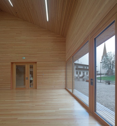 Dorfhaus Steinberg am Rofan, Tirol; Bauherr: Bgm. Helmut Margreiter; Architektur: Bernardo Bader Architekten, Dornbirn