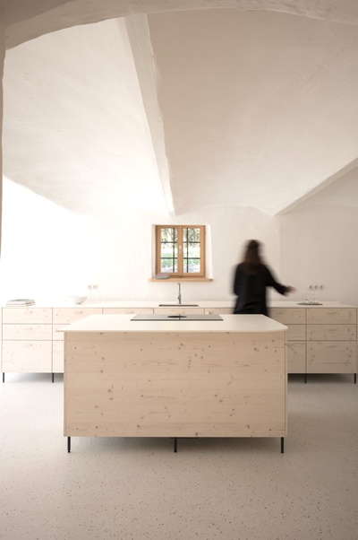 Bauherrschaft: Eva Demmelbauer
Architektur: Stockhammer Teichmann Architektur undInnenarchitektur interdisziplinäre GmbH mit ZT, Wien
Foto: Paul Teichmann – © Paul Teichmann Bauherrschaft: Eva Demmelbauer
Architektur: Stockhammer Teichmann Architektur undInnenarchitektur interdisziplinäre GmbH mit ZT, Wien
Foto: Paul Teichmann