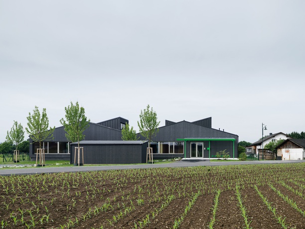 Bauherrschaft: Gemeinde Gabersdorf
Architektur: projektCC zt gmbh, Graz
Foto: Paul Ott