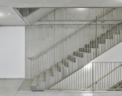 Bauherrschaft: STP Wohnungserrichtungs- u. Immobiliengesellschaft m.b.H. – Dennis Lin, Stefan Stolitzka
Architektur: balloon architekten ZT-OG – Rampula Gratl Wohofsky, Projektleitung: Andreas Gratl