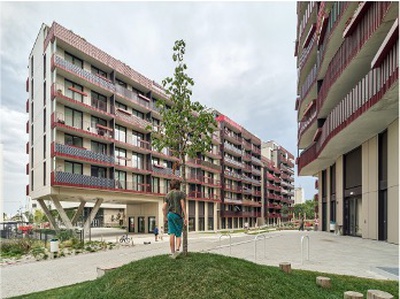 Bauherr:in:	Heimbau – Gemeinnützige Bau-, Wohnungs- und Siedlungsgenossenschaft 
Architektur:	Dietrich | Untertrifaller Architekten ZT GmbH
Freiraumplanung:  rajek barosch landschaftsarchitektur