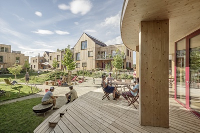 Bauherr:in:	Verein Wohnprojekt Wördern 
Architektur:	einszueins architektur ZT GmbH 
Freiraumplanung: Elisa Millonig 
Tragwerksplanung: KPZT | Kurt Pock