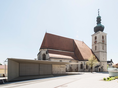 Sierning (OÖ);
Fokus Pfarrheim Sierning;
Bauherr_in: Pfarre St. Stephanus Sierning;
Architektur: Architekturbüro ARKADE ZT gmbh, Linz