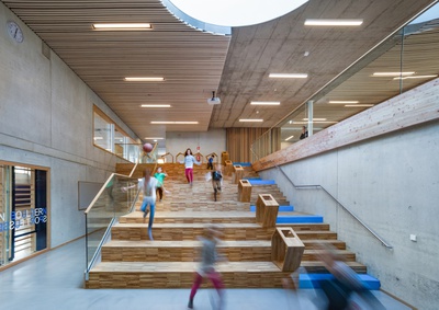 Graz (St);
Bildungscampus Algersdorf;
Bauherr_in: GBG Gebäude- und Baumanagement Graz GmbH;
Architektur: ARGE Mesnaritsch I Spannberger, Graz