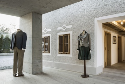 Salzburg - Schleedorf
Schneiderei Wimmer 
Bauherr_in: Stefan und Monika Wimmer
Architektur: LP architektur ZT GmbH, Altenmarkt