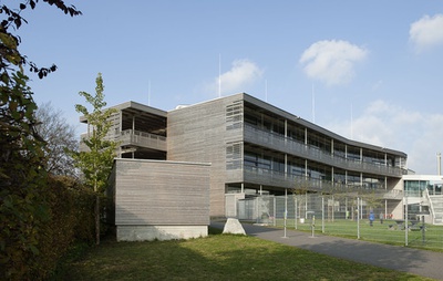 Schul- und Kulturzentrum Feldkirchen an der Donau, Oberösterreich; Bauherr: Gemeinde Feldkirchen an der Donau; Architektur & Freiraumplanung: fasch&fuchs.architekten, Wien – © Haller & Haller Schul- und Kulturzentrum Feldkirchen an der Donau, Oberösterreich; Bauherr: Gemeinde Feldkirchen an der Donau; Architektur & Freiraumplanung: fasch&fuchs.architekten, Wien