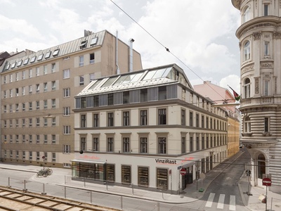 VinziRast-mittendrin – Bauherrschaft: Cecily Corti, Doris Kerbler, Verein Vinzenzgemeinschaft St. Stephan; Architektur: Mag. Arch. Alexander Hagner & Mag. Arch. Urike Schartner, gaupenraub+/-; Freiraum: gaupenraub+/- mit Studierenden der Boku