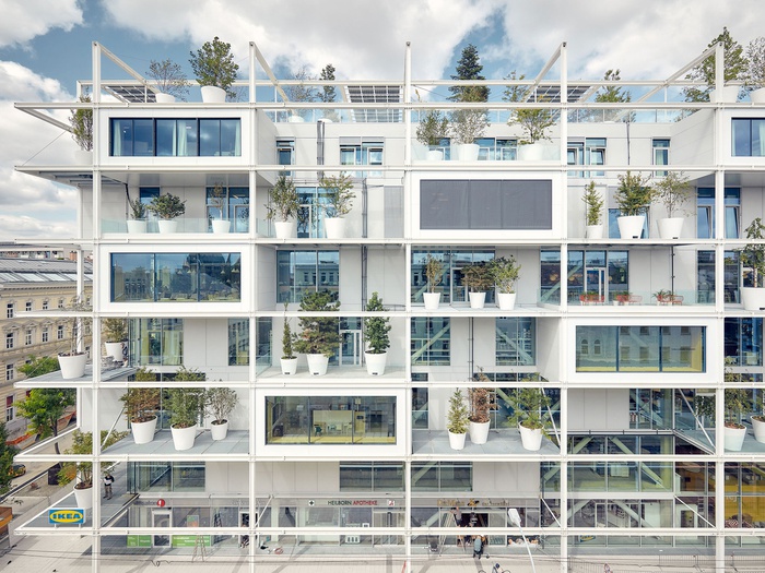 IKEA Wien Westbahnhof  

Bauherr·in: IKEA Einrichtungen Handels-GmbH 

Architektur: querkraft architekten, Wien 

Foto: Christina Häusler