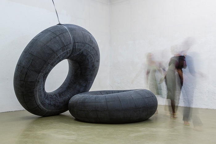 Szilvia Ortlieb,Installation