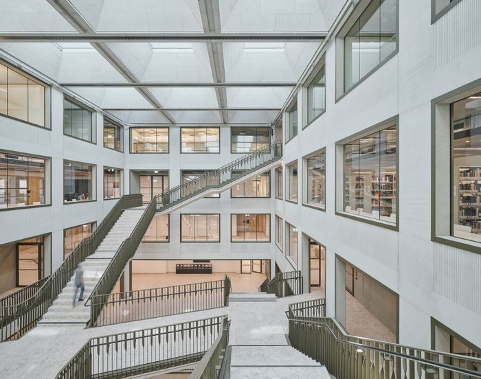 Universität Innsbruck – Ágnes Heller Haus, Tirol; 
Bauherr:in: BIG Bundesimmobiliengesellschaft m.b.H & Leopold- Franzens- Universität Innsbruck; 
Architektur: mohr niklas architekten ZT GmbH