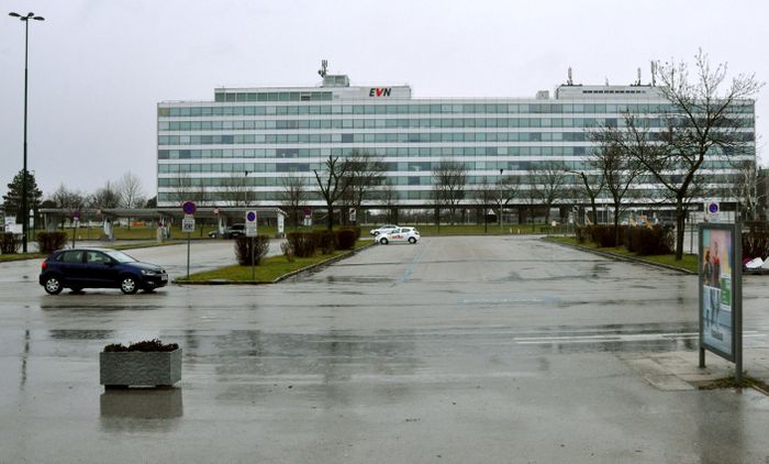 "Verwaltungsgebäude EVN" - Maria Enzersdorf, Planung: Gustav Peichl, Wilhelm Hubatsch und Franz Kiener, 1962