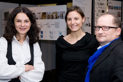 Foto: Heidrun Schlögl / GF ORTE, Hauptpreisträgerin Andrea Kessler, Franz Sam / Obmann ORTE