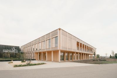 ORTE Bauvisite_ Windkraft  Simonsfeld  _Architektur Juri Troy