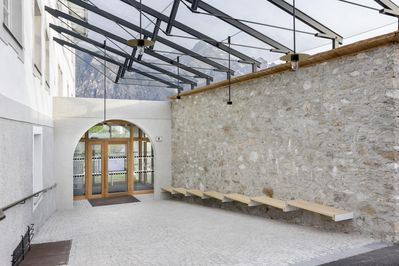Bauherr:in: Pfarre St. Andrä | Lienz Architektur: M9 Architekten Paul Senfter Landschaftsplanung: M9 Architekten Paul Senfter Tragwerksplanung: Ingenieurbüro DI Arnold Bodner