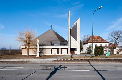 Pfarrkirche - Jetzelsdorf, Arch. Hans Hoffmann, 1976